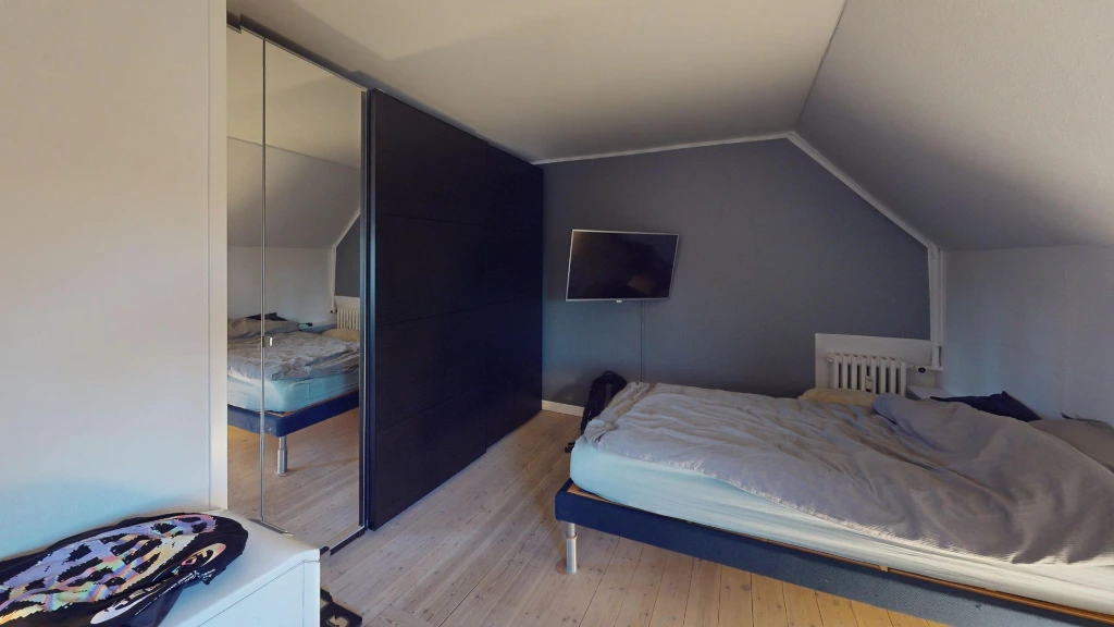 Lejligheds-Rundvisning-Demo-Bedroom 1.webp
